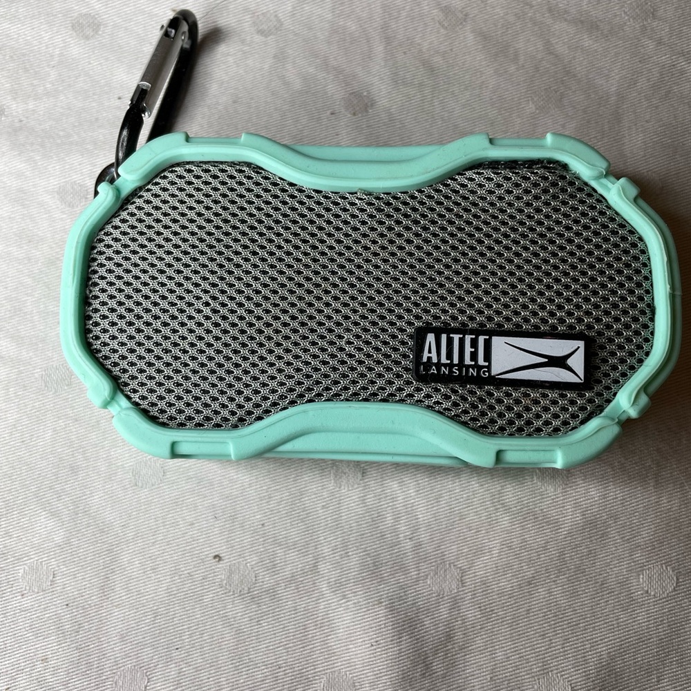 Mini speaker! Like new!